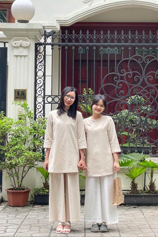 Vì sao nên chọn trang phục vải tự nhiên khi đi chùa?