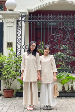 Bộ quần áo đi lễ chùa, áo lam đi chùa, trang phục đi chùa nữ, vải đũi, cổ tròn nút vải, vẽ hoa đào, màu trắng, nâu, ghi, lam, size S M L XL 2 XL hàng cao cấp, may theo yêu cầu -  Thanh Mộc Nhiên