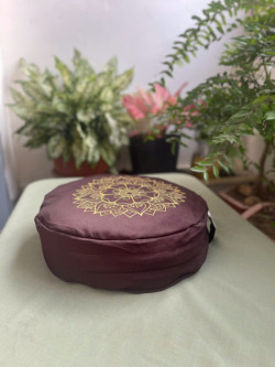 TẠI SAO CẦN CÓ ĐỆM NGỒI THIỀN RIÊNG BIỆT?